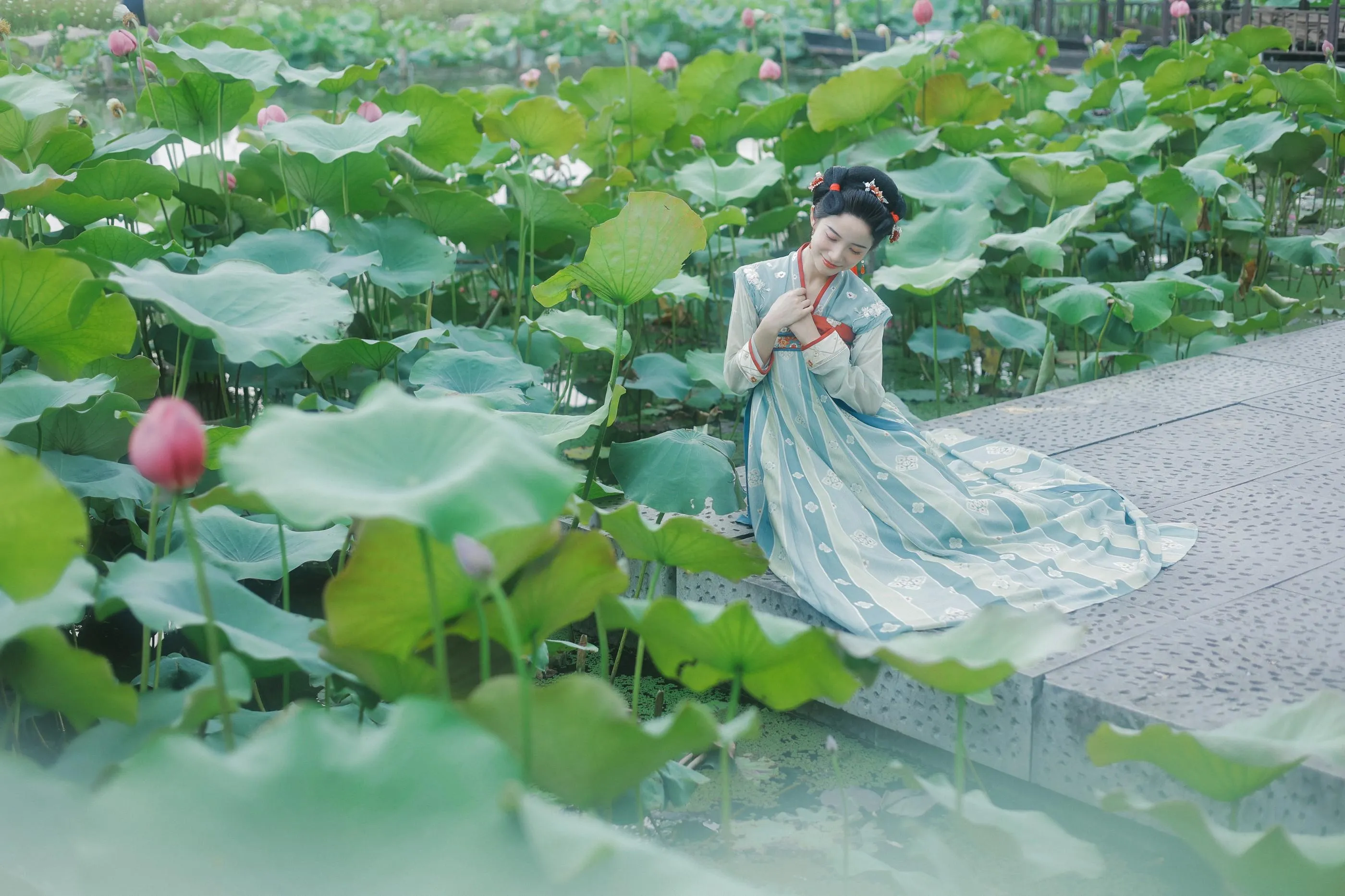 [YITUYU艺图语]2022.07.14 夏荷 一只阿梦崽 [39P]插图